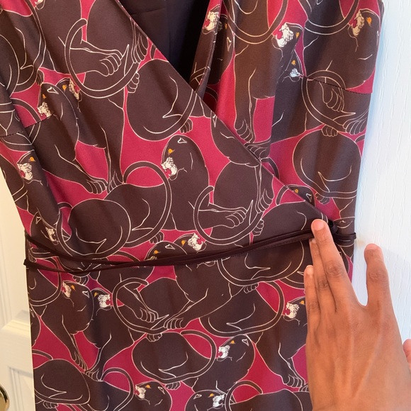 Marc Jacobs Brown and Red Panther Print Wrap Dress Size 8 - Picture 3 of 7